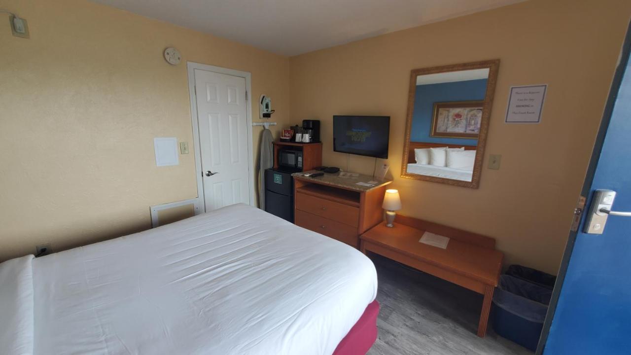 Sandbox Motel Wildwood Bagian luar foto