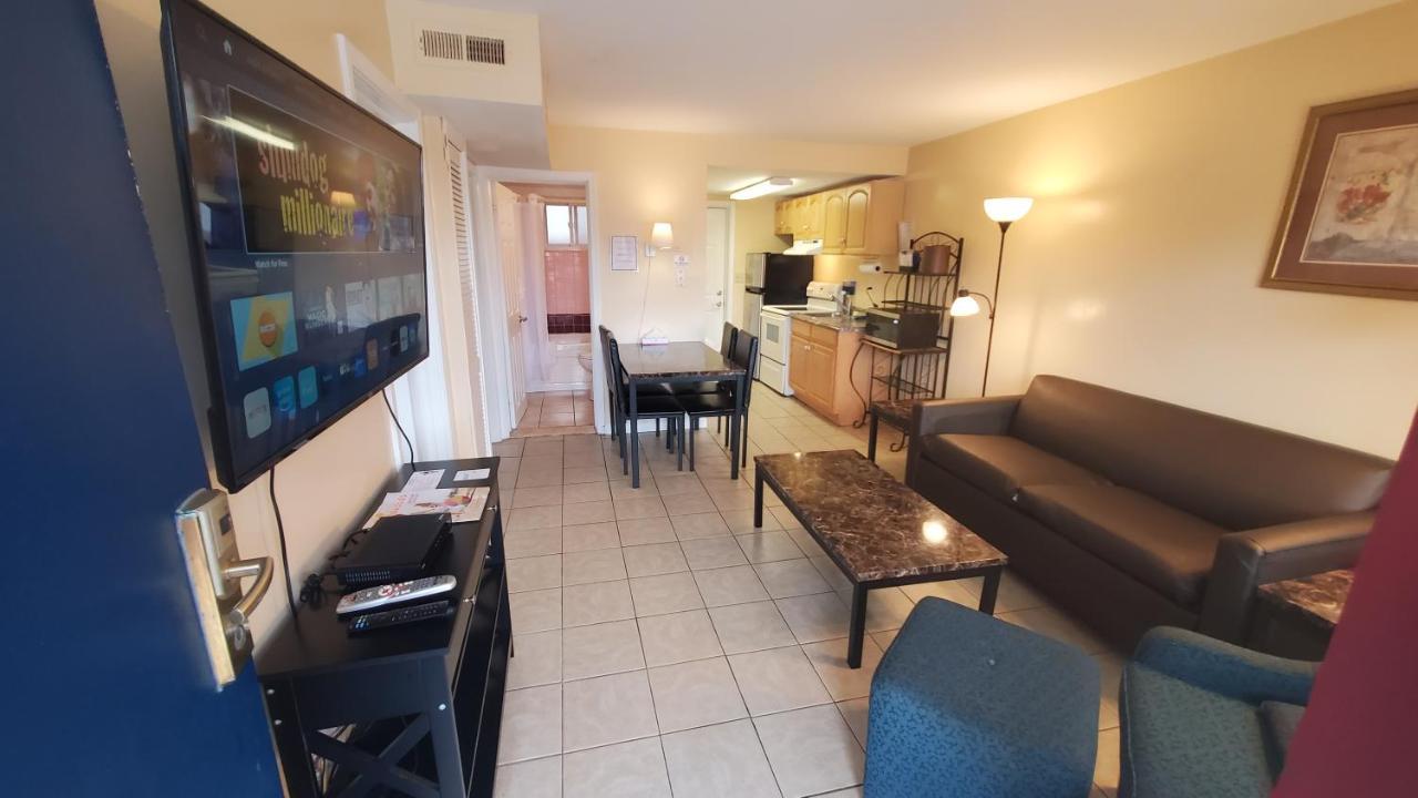 Sandbox Motel Wildwood Bagian luar foto