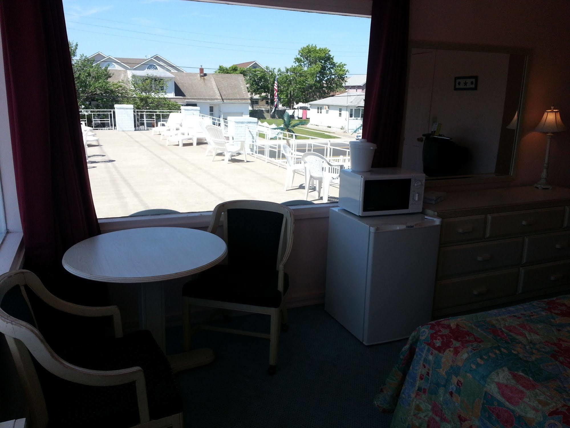 Sandbox Motel Wildwood Bagian luar foto