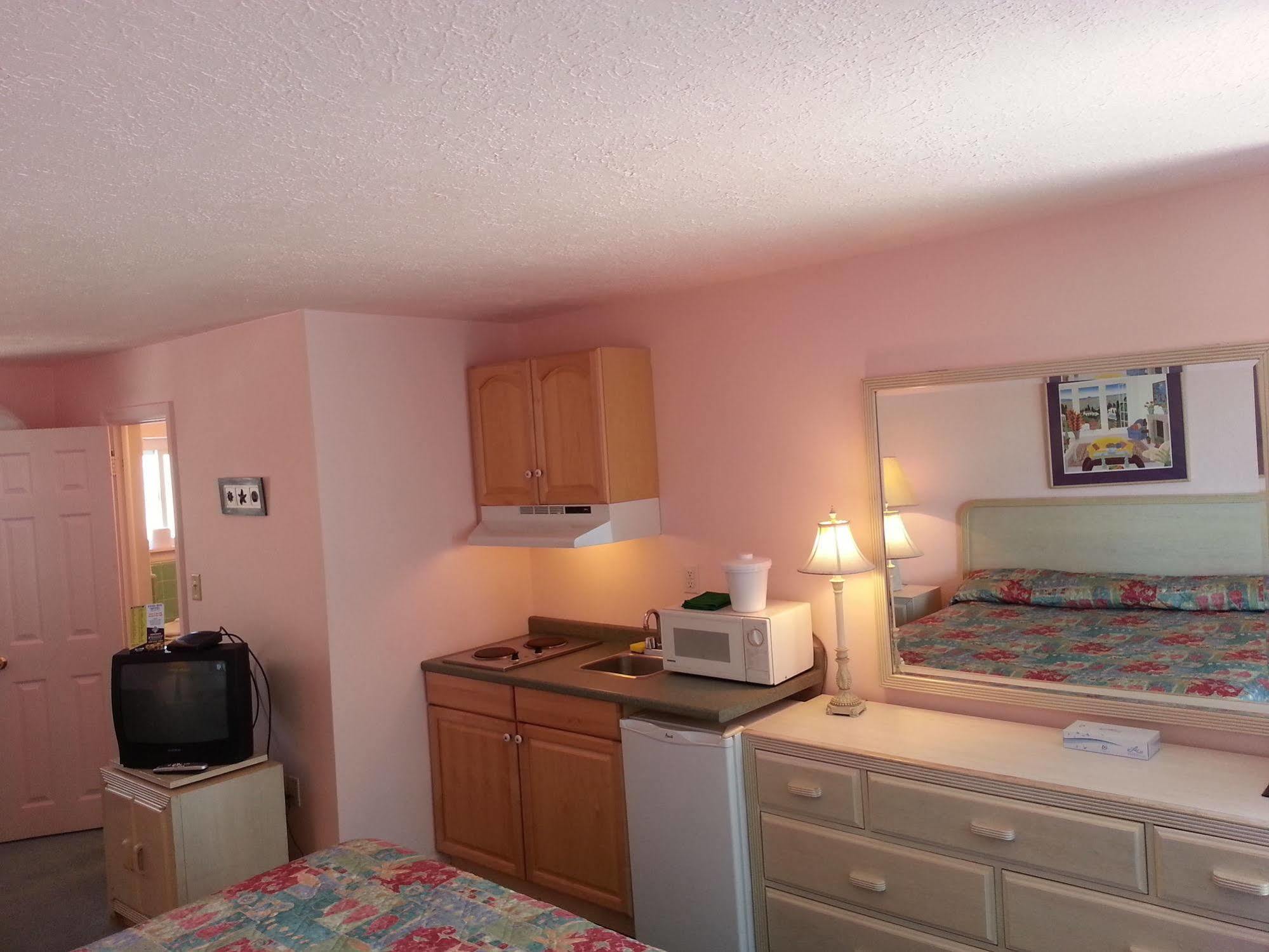 Sandbox Motel Wildwood Bagian luar foto