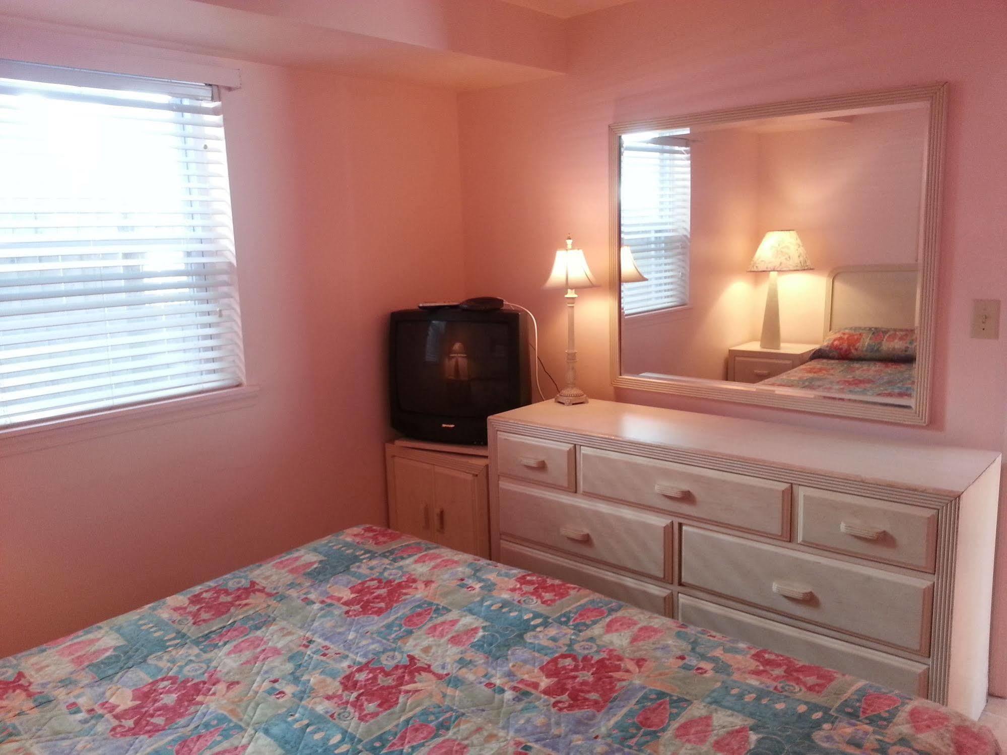 Sandbox Motel Wildwood Bagian luar foto