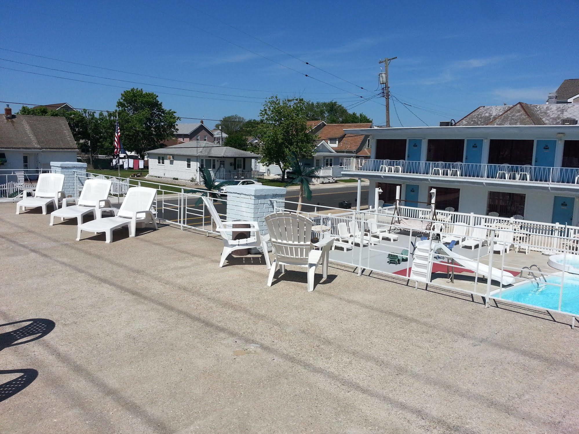 Sandbox Motel Wildwood Bagian luar foto